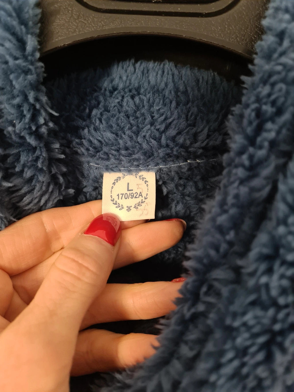 Generic women color block fleece lined fluffy winter jacket zipper blue/white print letters L/12