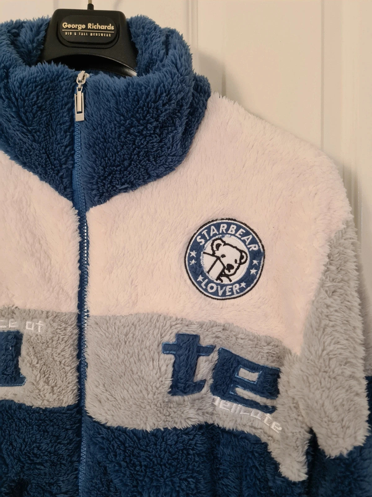 Generic women color block fleece lined fluffy winter jacket zipper blue/white print letters L/12