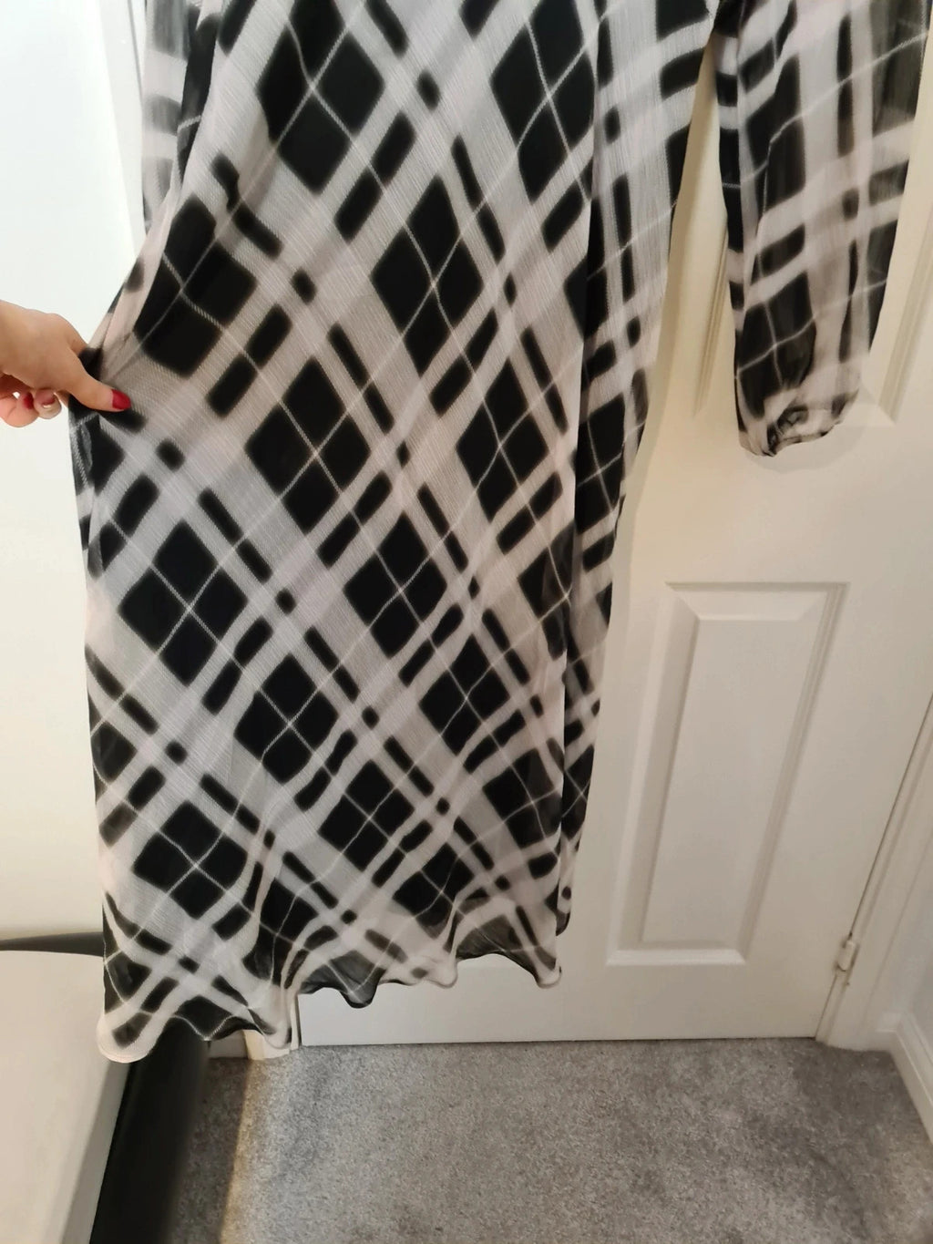 TU women mono check midaxi tea dress black/white long sleeve mesh lining round neck casual 2XL/16