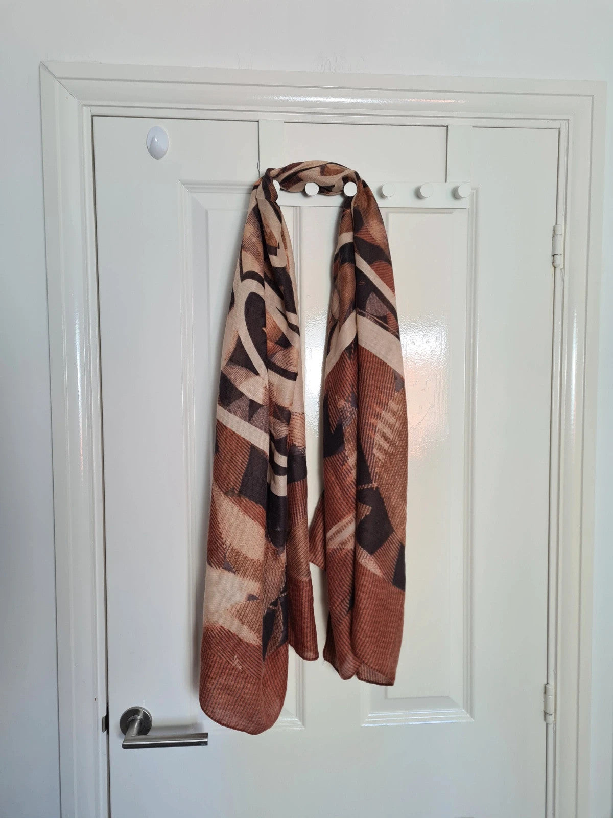 Generic women brown/beige swirl lightweight scarf abstract design large soft comfy 180x70cm