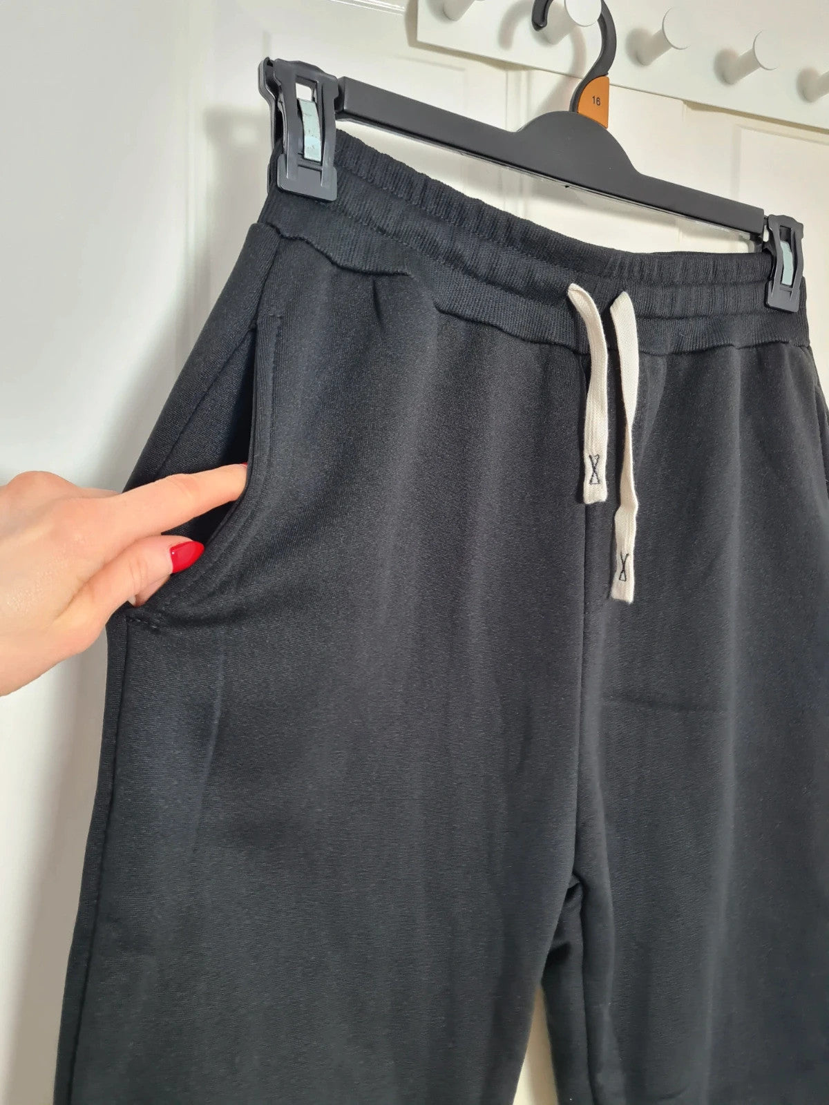 Generic men classic black joggers activewear elastic waist drawstring cuff hem sport gym outfit S