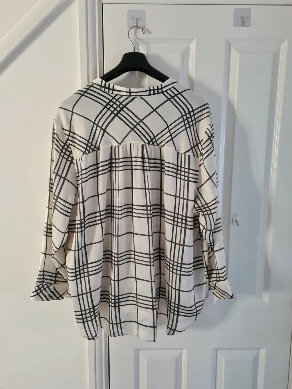 M&S women checked pattern ivory/cream long shirts long sleeve V-neck plus size 7XL/26