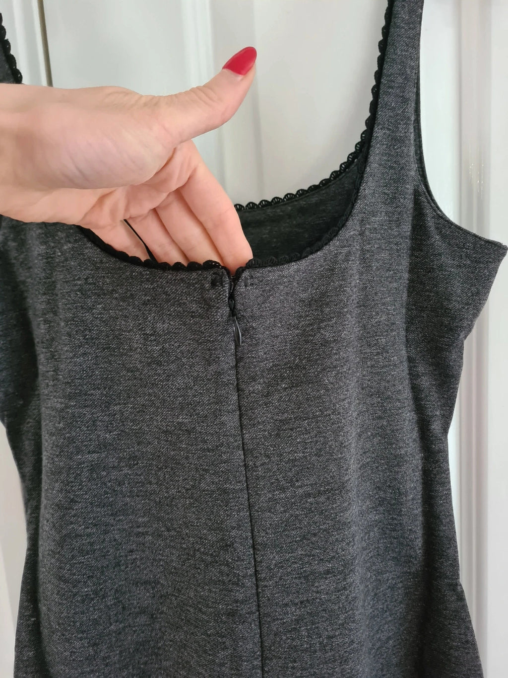 Mango women dark grey lace detail mini dress round neck sleeveless slim fit back zip casual S/8
