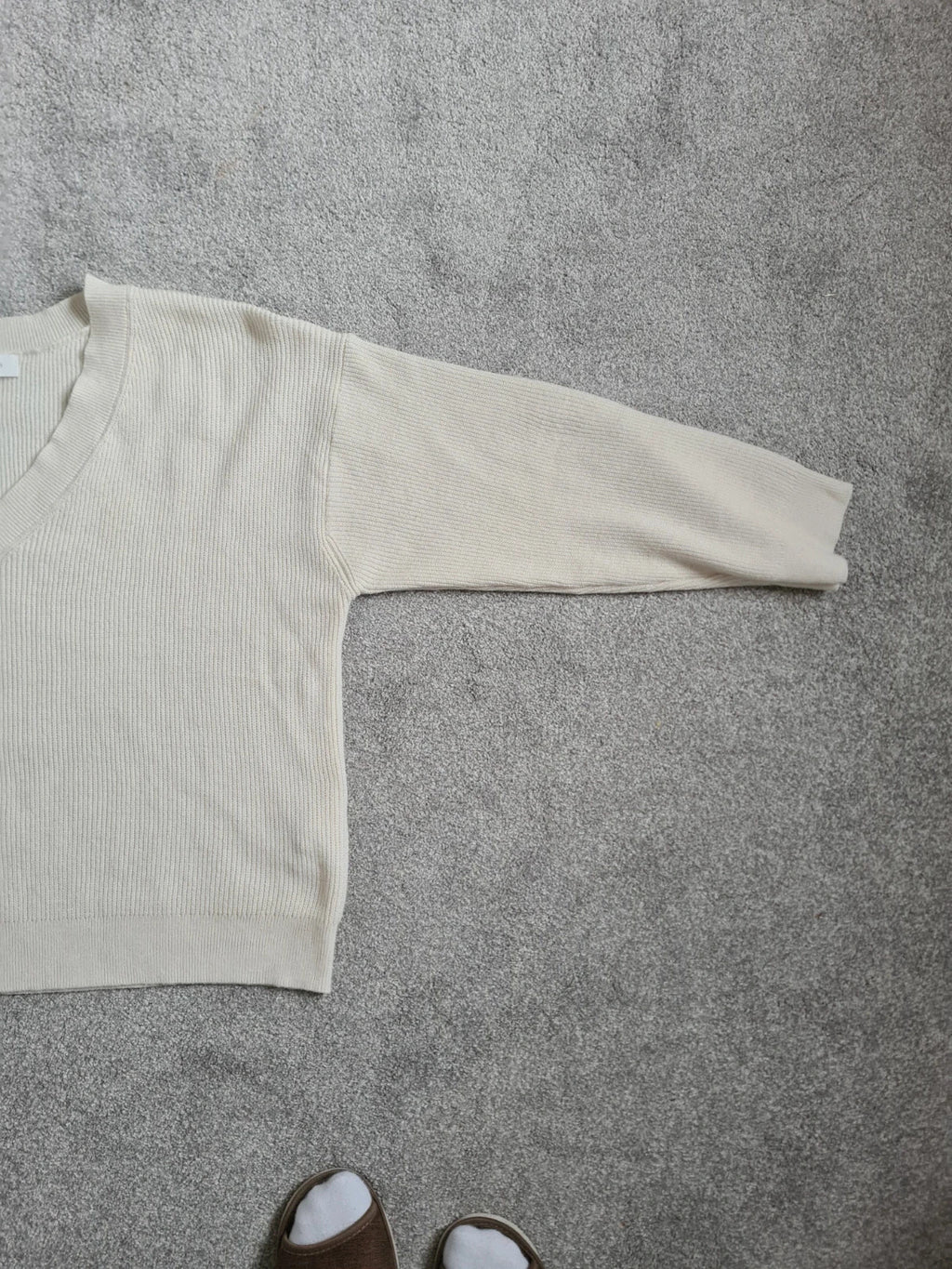 Stradivarius women cream felted V-neck sweater ribb knitt wool touch loose fit casual L/12