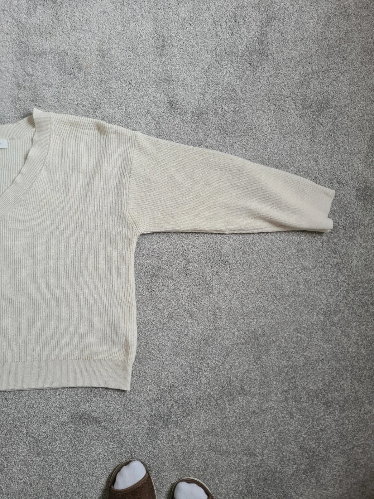 Stradivarius women cream felted V-neck sweater ribb knitt wool touch loose fit casual L/12