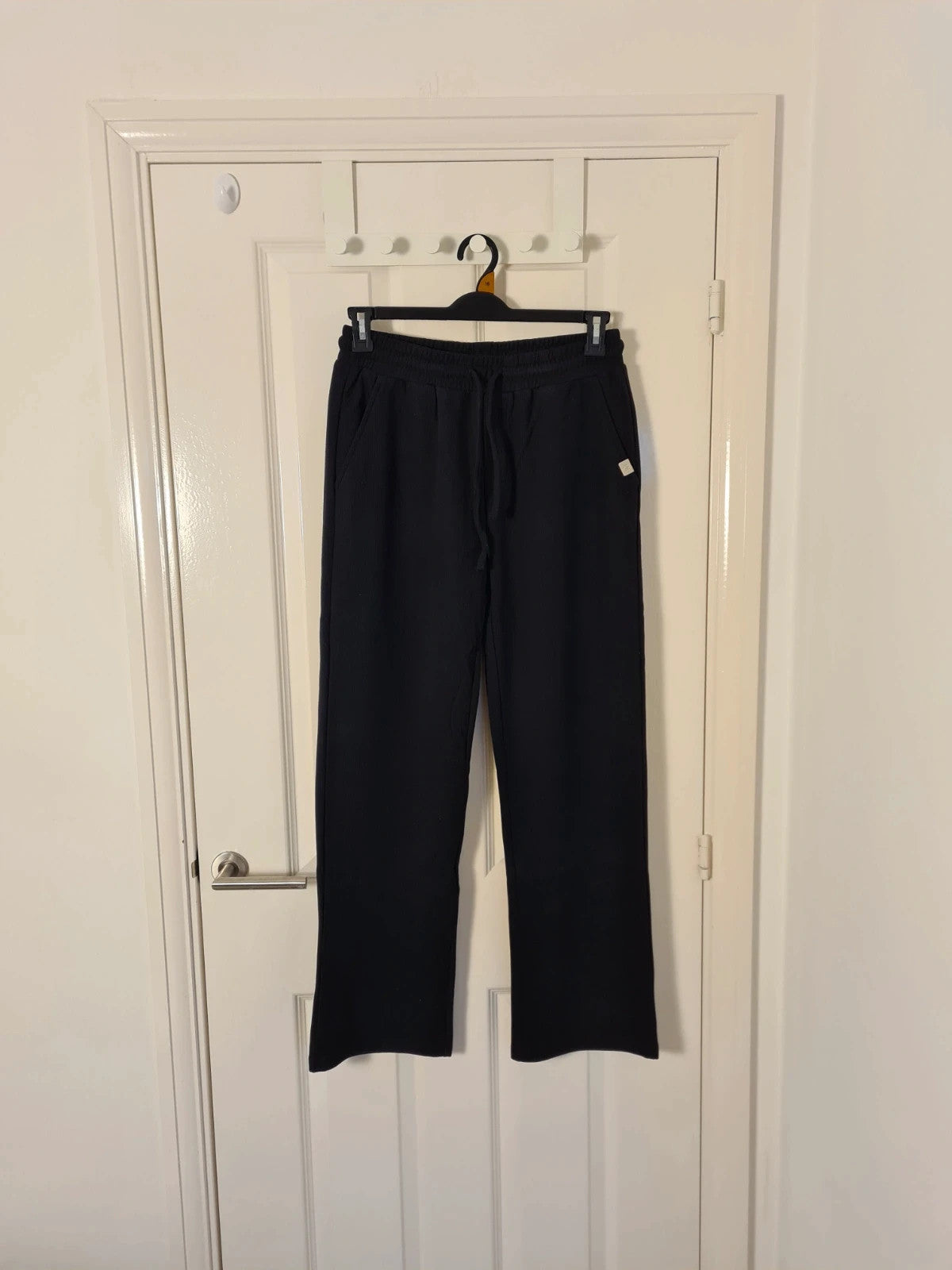 JK Attire men black waffle straight leg joggers drawstring waist relaxed fit casual M