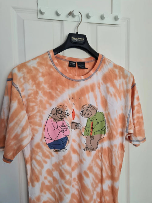 Disney Her Universe unisex Zootropolis Flash&Priscila tie-dye T-shirt cotton tee orange/white L