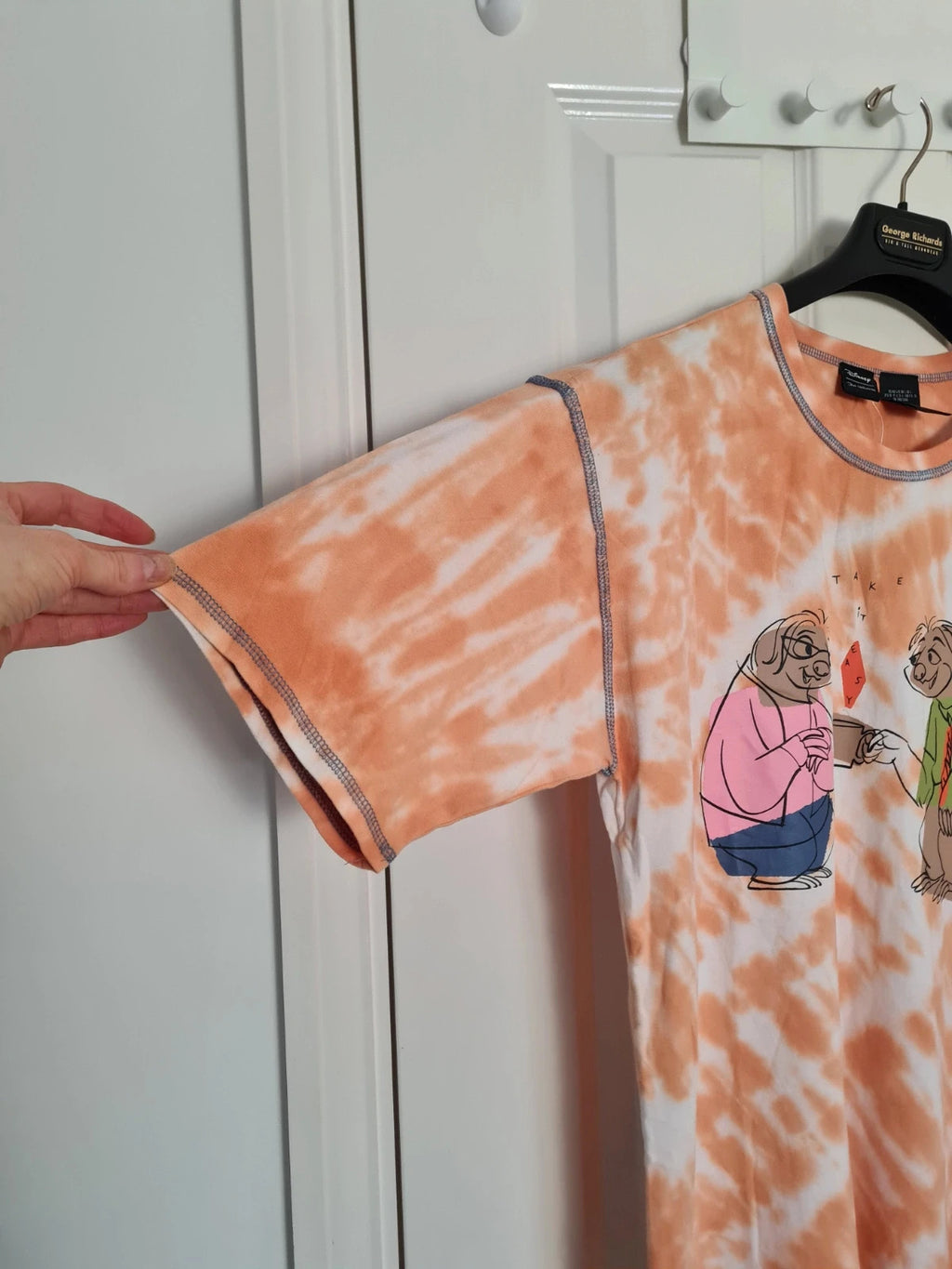 Disney Her Universe unisex Zootropolis Flash&Priscila tie-dye T-shirt cotton tee orange/white L