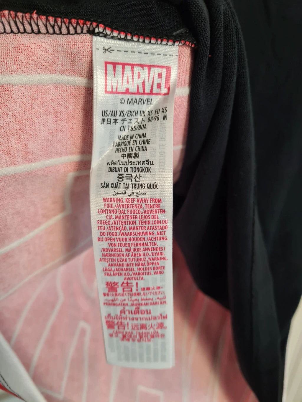 Disney men Marvel logo Ringer fashion T-shirt short sleeve cotton tee black/red/white colorblock XS