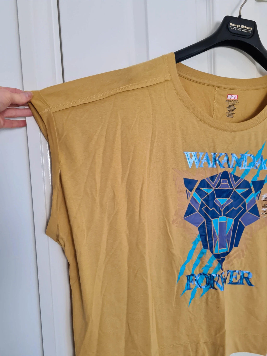 Disney women Wakanda Forever Black Panther boxy top short sleeve cotton blend T-shirt yellow 3XL/18