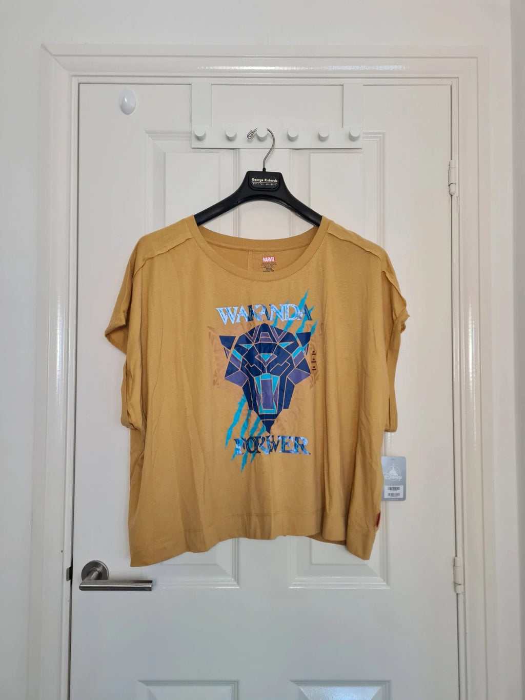 Disney women Wakanda Forever Black Panther boxy top short sleeve cotton blend T-shirt yellow 3XL/18
