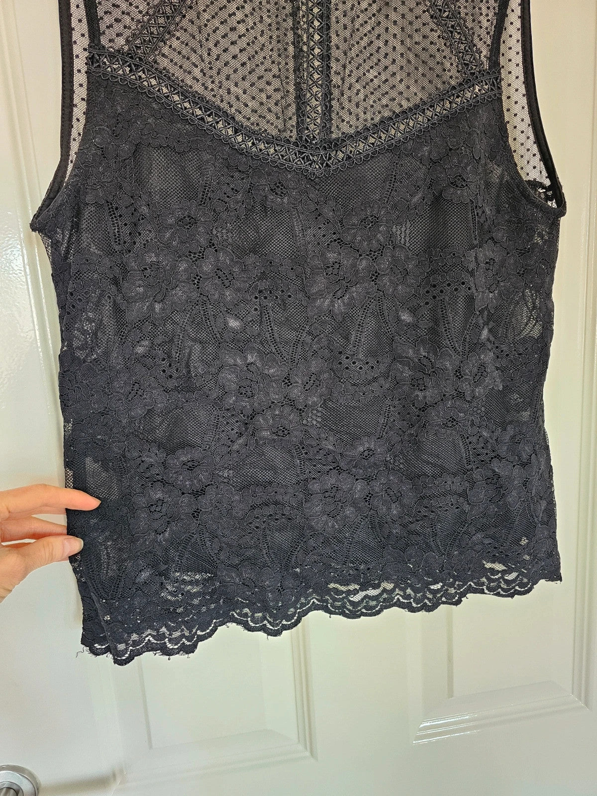 New Look high neck black lace top women sleeveless vest top blouse button back elegant lining L/12
