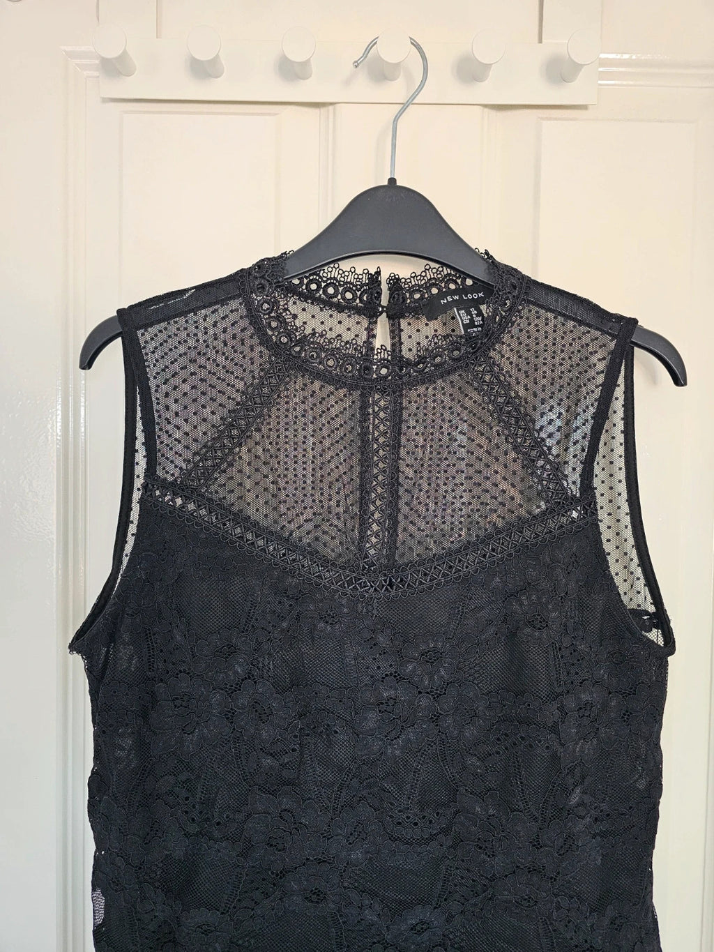 New Look high neck black lace top women sleeveless vest top blouse button back elegant lining L/12