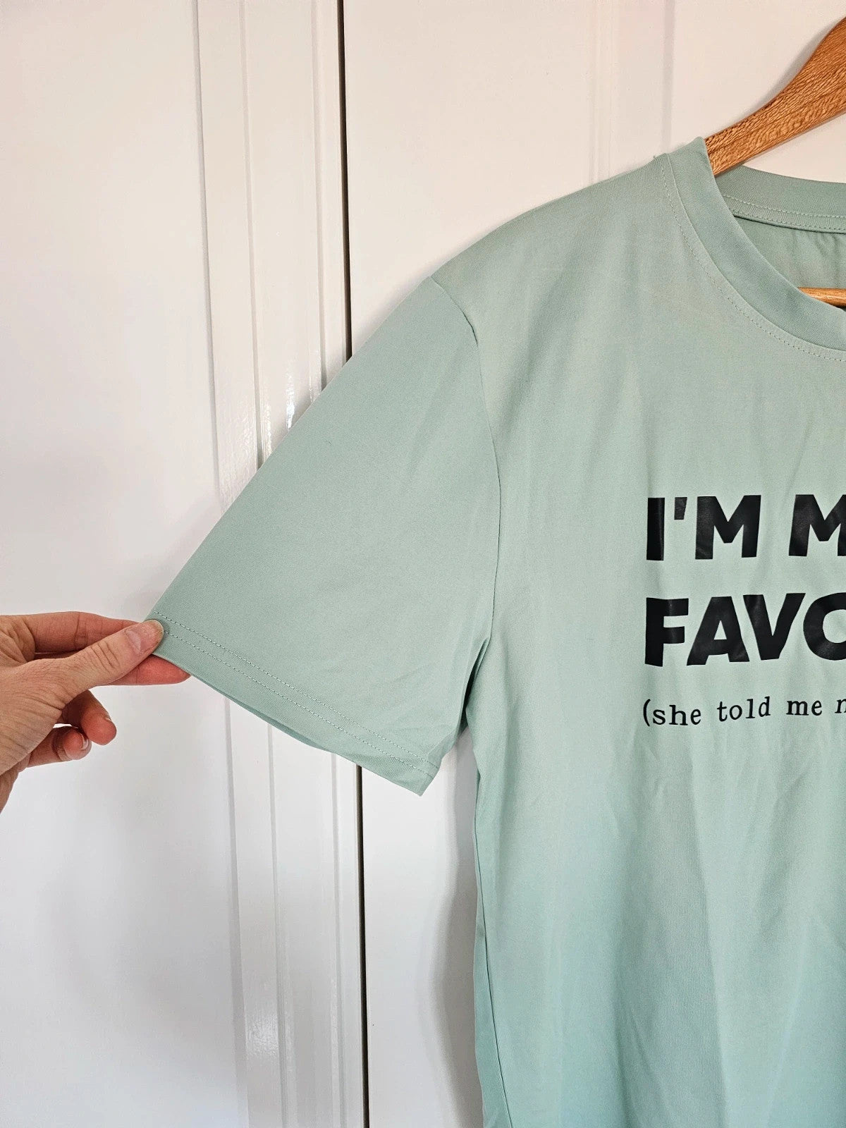 Generic I'm mom's favourite T-shirt unisex short sleeve basic crew neck tee green M/10-12