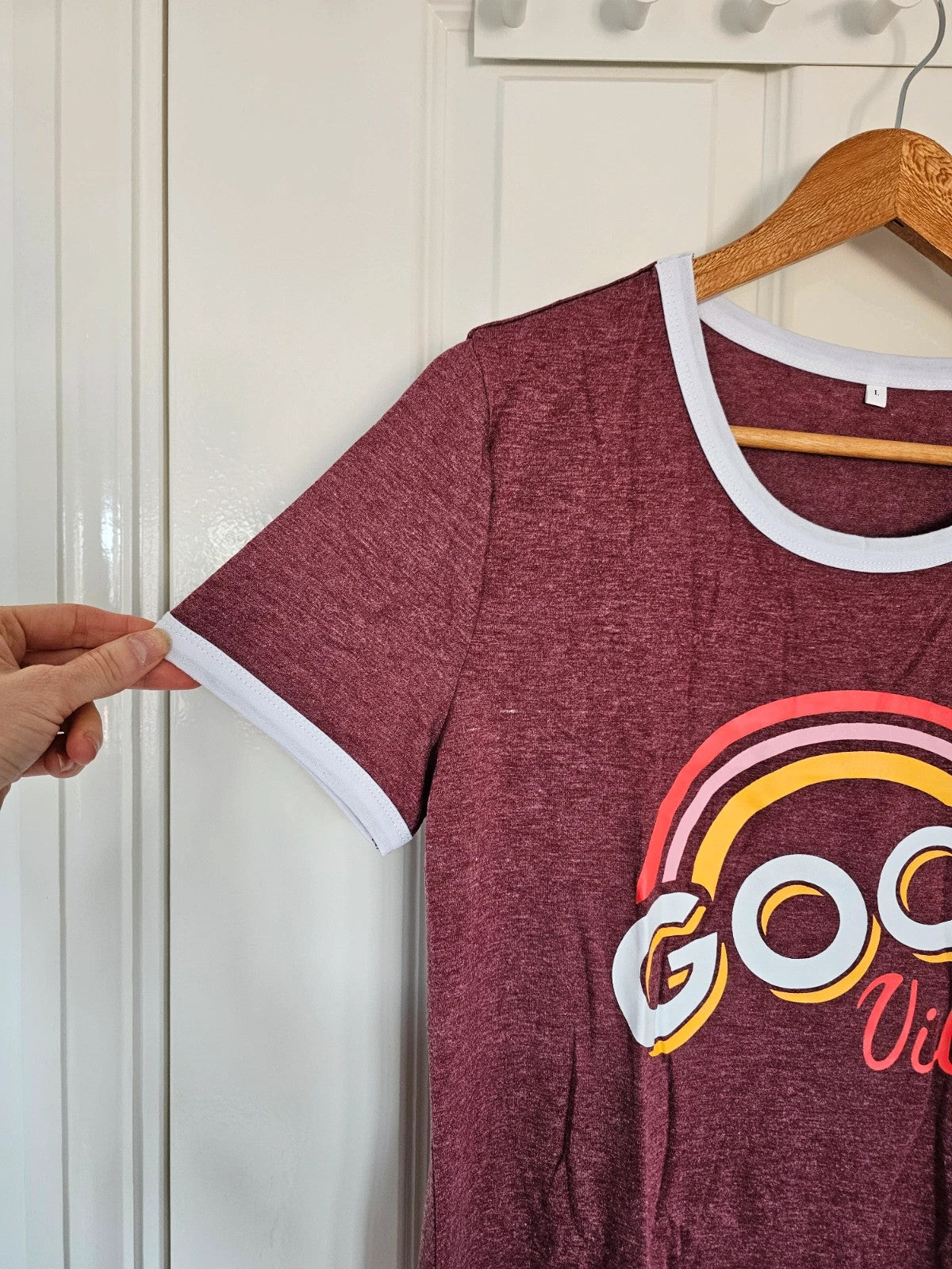 Generic Good vibes print T-shirt women rainbow graphic short sleeve top casual tee burgundy M/10