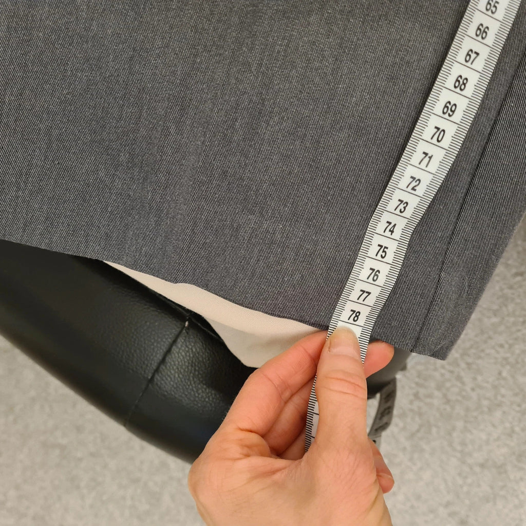 Stradivarius wide-leg tailored trousers women straight mid-waist darts front pockets dark grey S/8