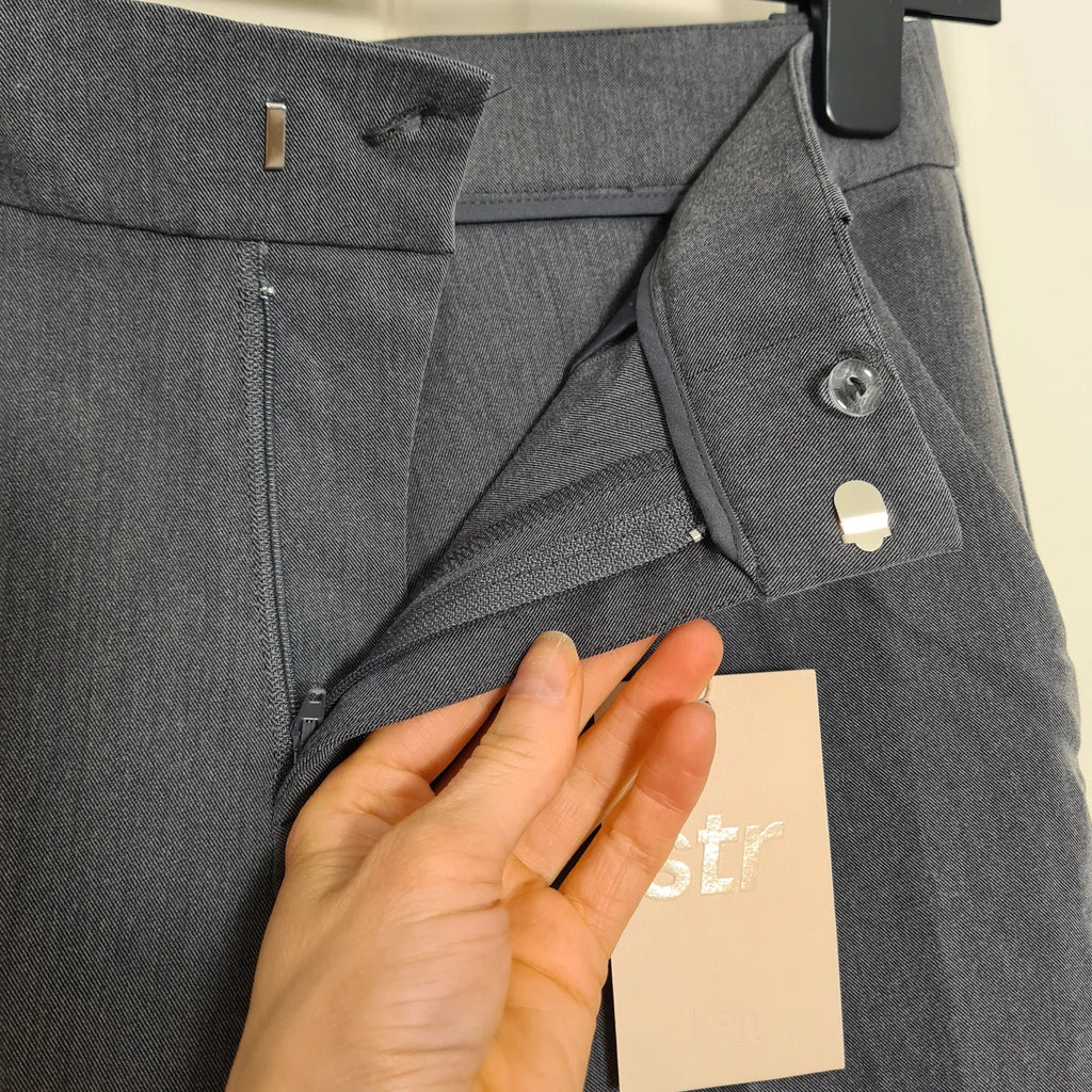 Stradivarius wide-leg tailored trousers women straight mid-waist darts front pockets dark grey S/8