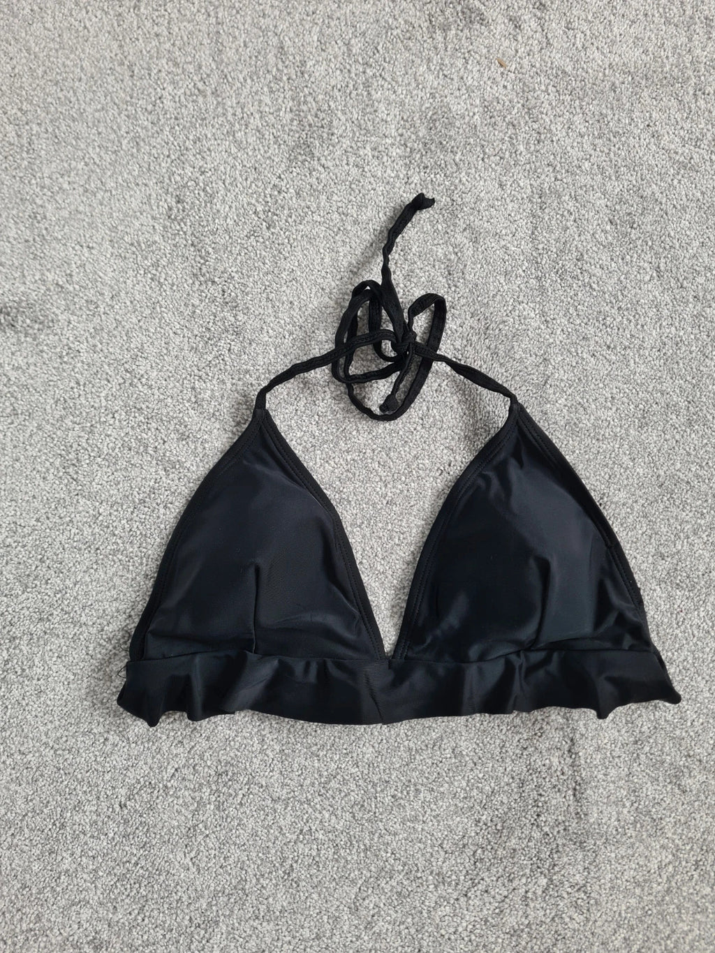 Boohoo Maldives ruffle bikini bra women padded top bikini drawstring halterneck black L/12