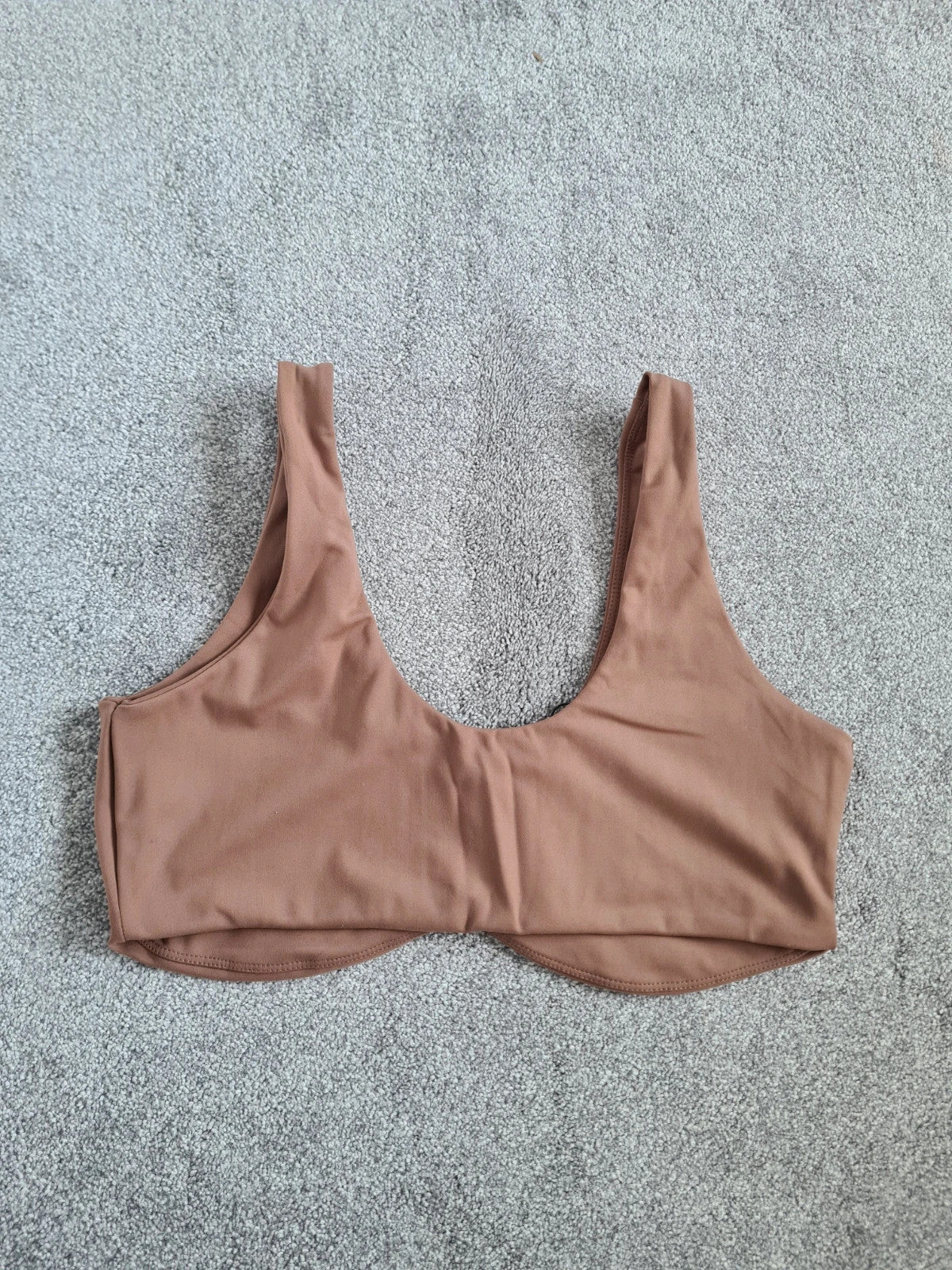 Fashion Nova sport bra crop top wide straps wome scoop neck activewear casual underwear beige XL/14