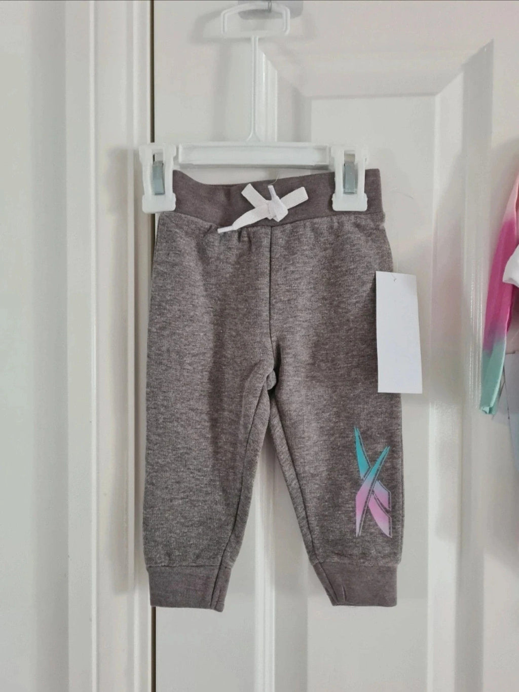 Reebok baby girls 3/6m set short sleeve bodysuit long top trousers/joggers cotton pink white grey