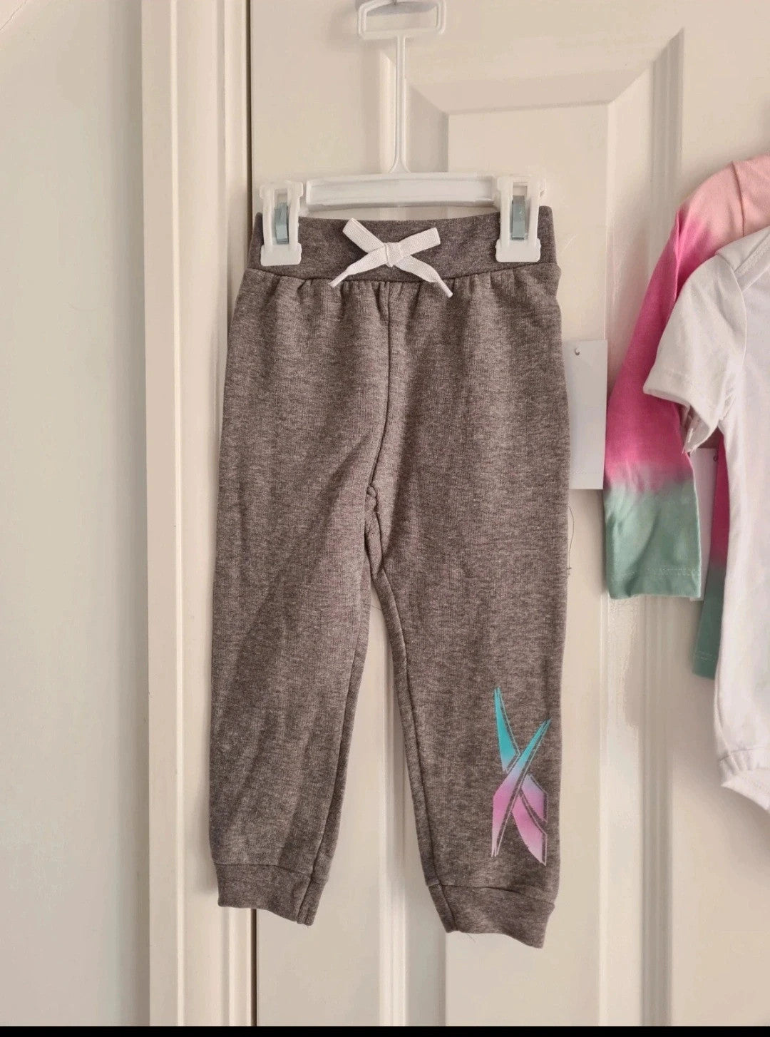 Reebok baby girls 18m set3x short sleeve bodysuit long top trousers/joggers cotton pink white grey