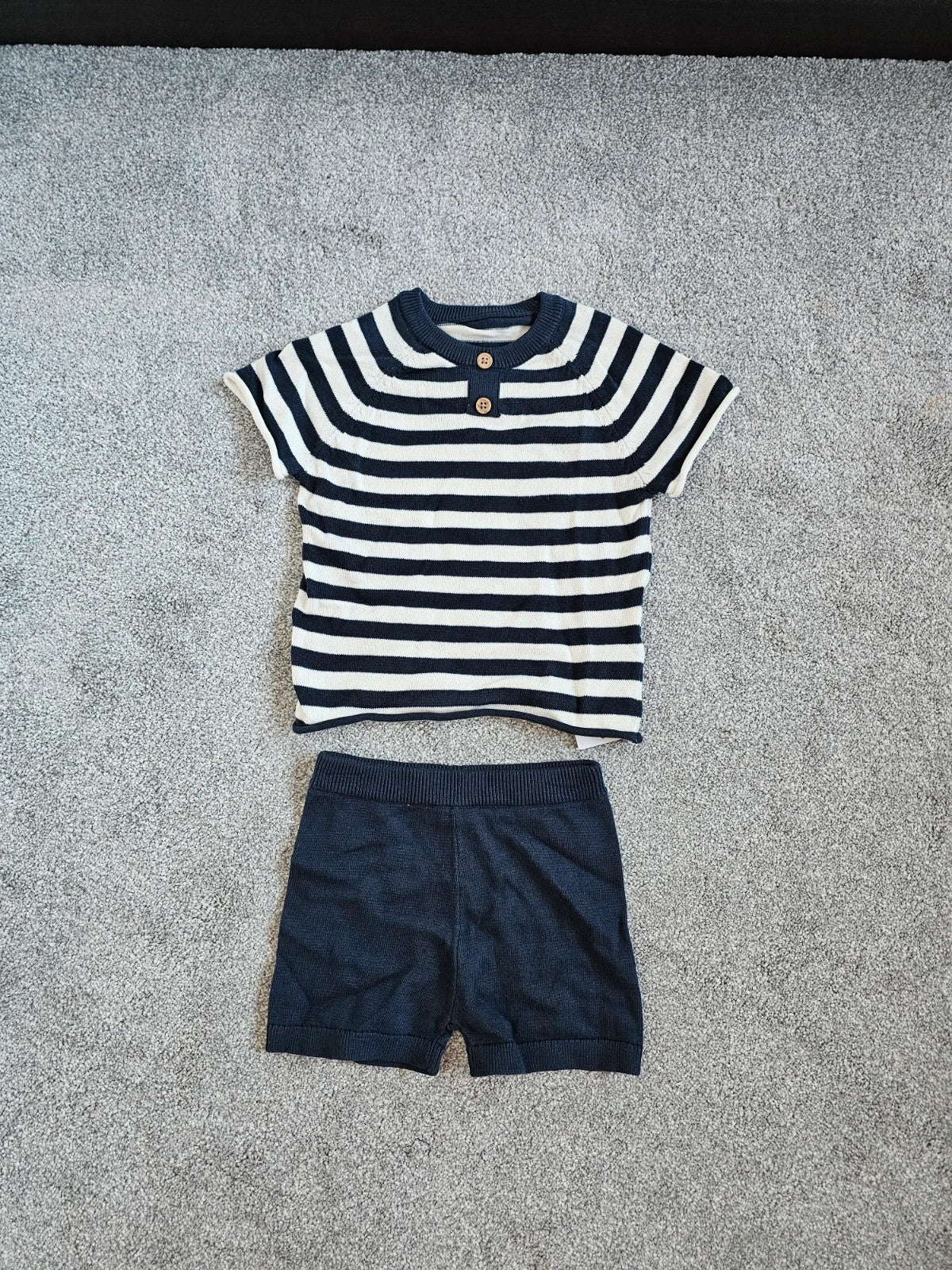 George baby boys 6/9m set of 2 stripes buttons knitt T-shirt/top and shorts cotton navy/white