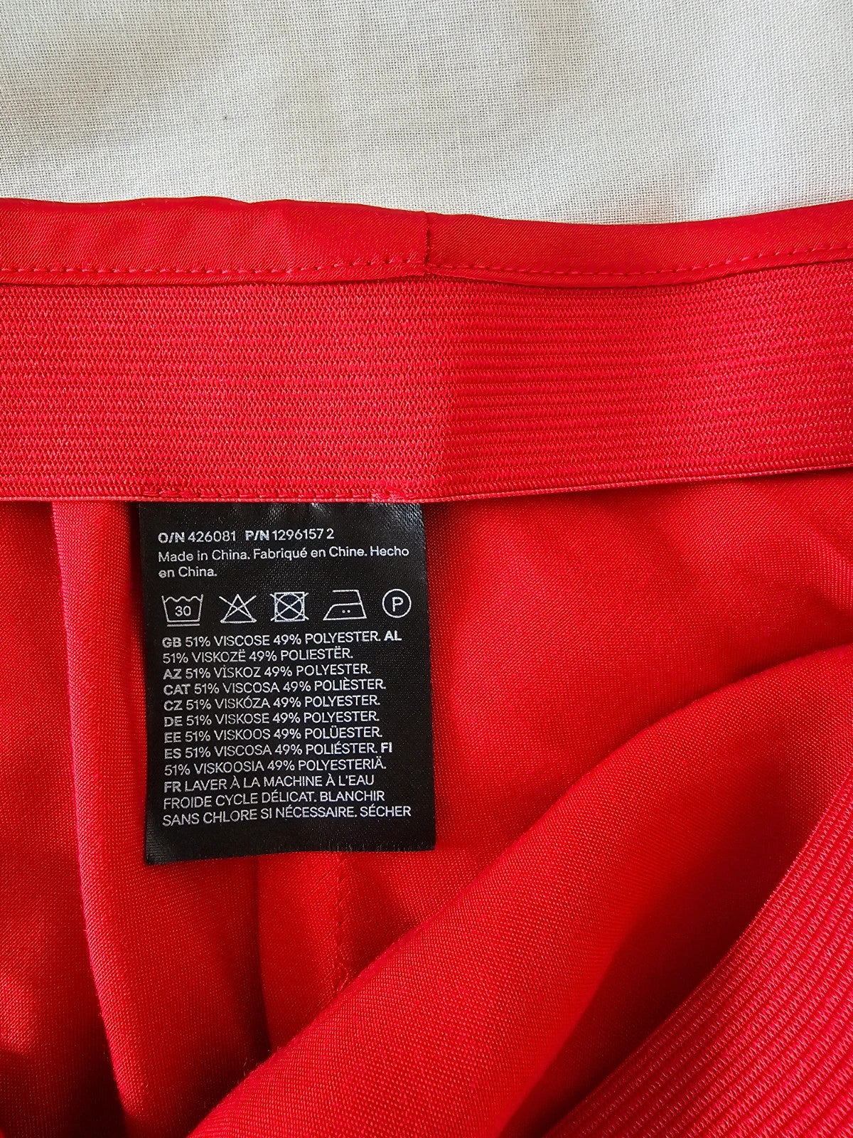 H&M mama satin midi skirt calf length high waist zip side regular slip skirt viscose blend red L/12