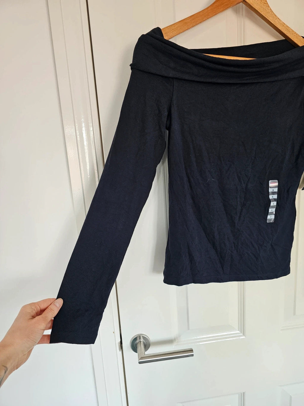 Levis slim fit long sleeve folded top women viscose knitt cowl neck casual sweatshirt black S/8
