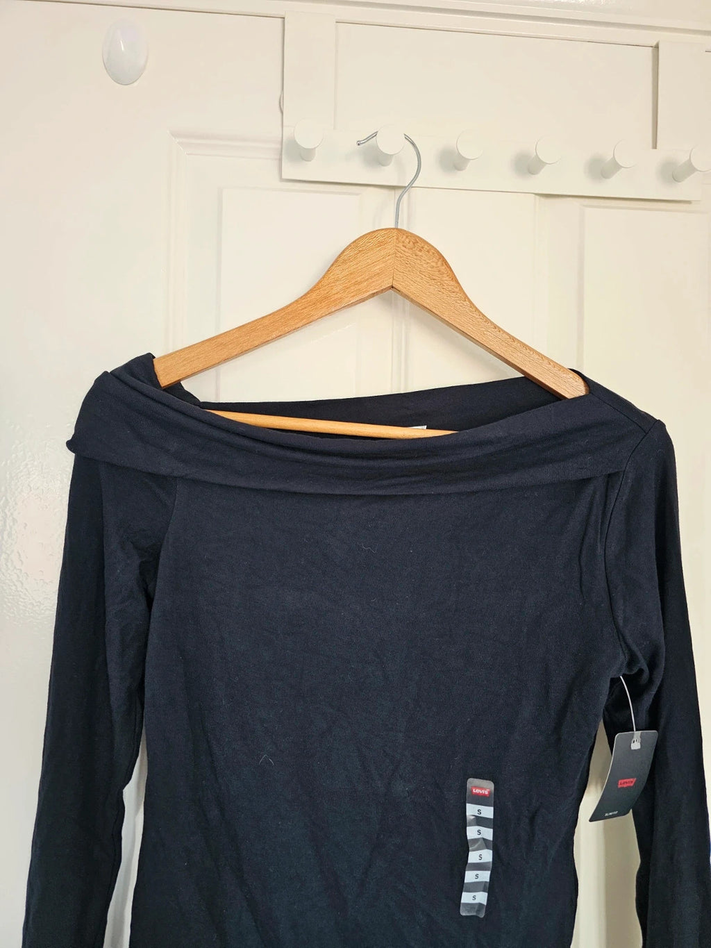 Levis slim fit long sleeve folded top women viscose knitt cowl neck casual sweatshirt black S/8