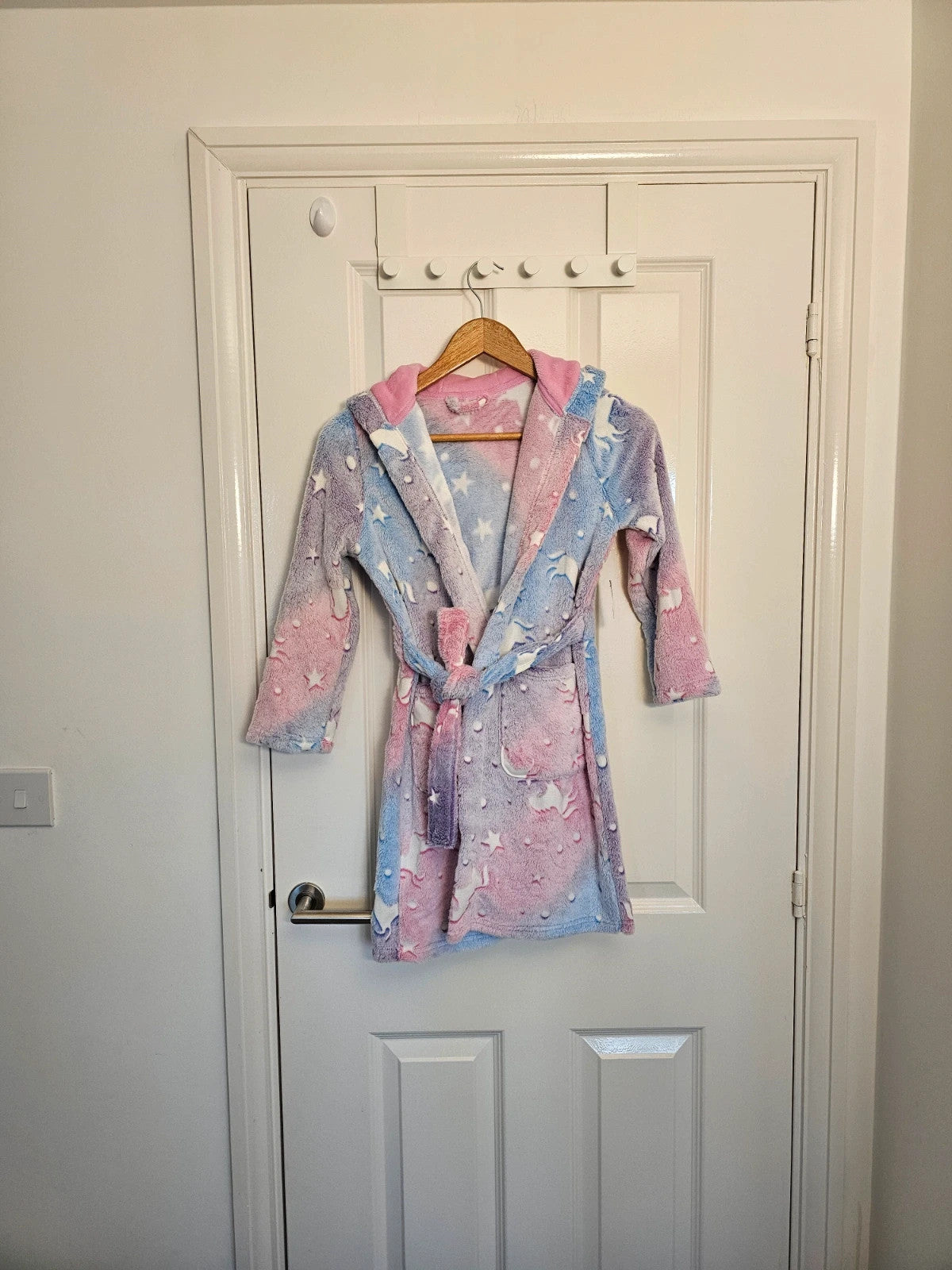 Dunnes Stores girls 7/8y unicorn print bathrobe soft fleece glow in the dark nightwear pink/blue