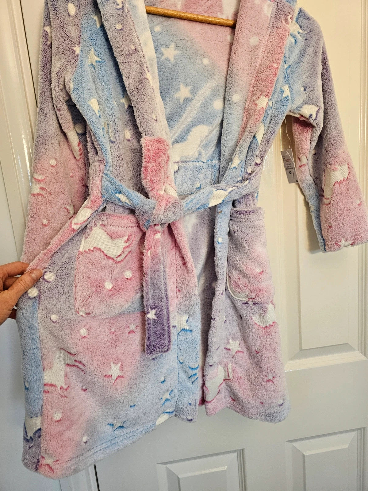 Dunnes Stores girls 7/8y unicorn print bathrobe soft fleece glow in the dark nightwear pink/blue