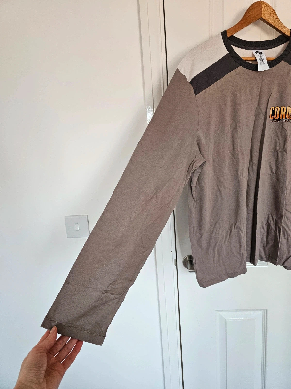Disney Star Wars men long sleeve sweatshirt top Coruscant Yoda Yedi Ahsoka grey L
