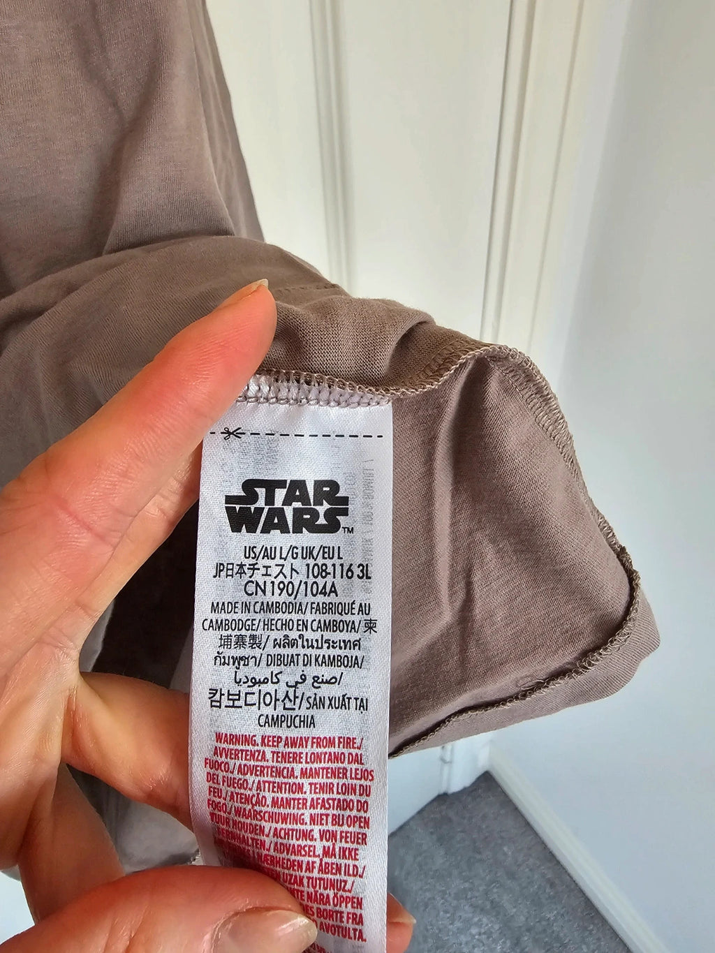Disney Star Wars men long sleeve sweatshirt top Coruscant Yoda Yedi Ahsoka grey L