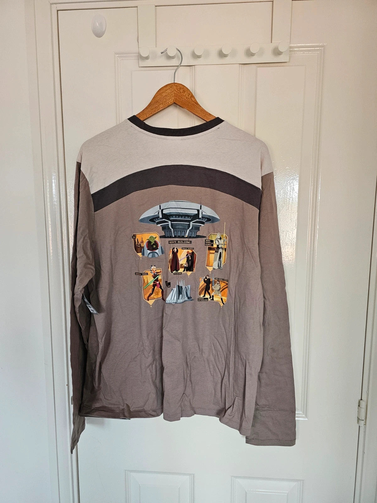 Disney Star Wars men long sleeve sweatshirt top Coruscant Yoda Yedi Ahsoka grey L
