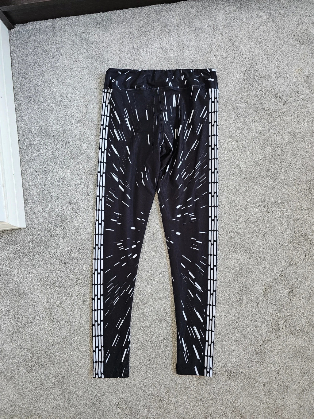 Disney women Star Wars black leggings galaxy light speed elastic waistband slim fit casual S/8