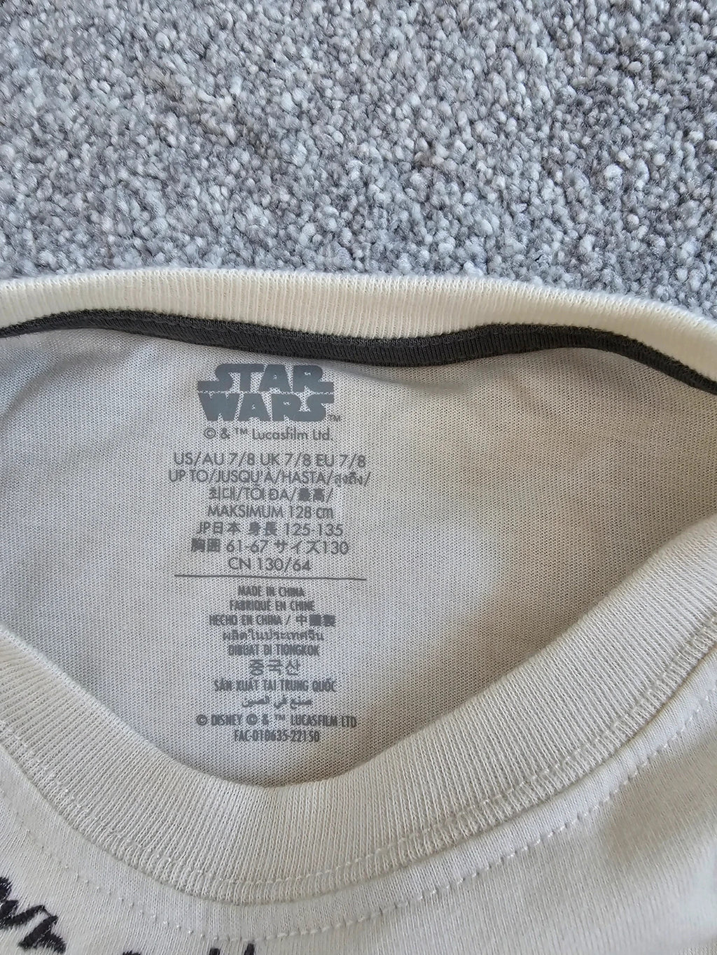 Disney kids girls 7/8y Star Wars cream/black short sleeve T-shirt Grogu baby Yoda cotton cropped