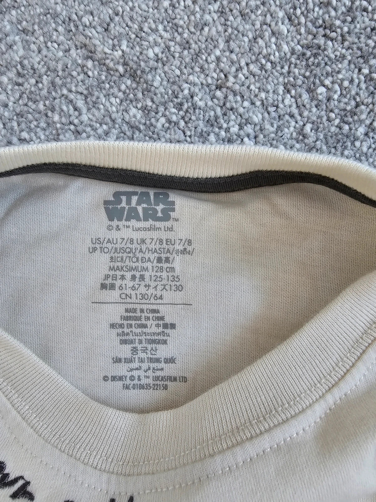 Disney kids girls 7/8y Star Wars cream/black short sleeve T-shirt Grogu baby Yoda cotton cropped