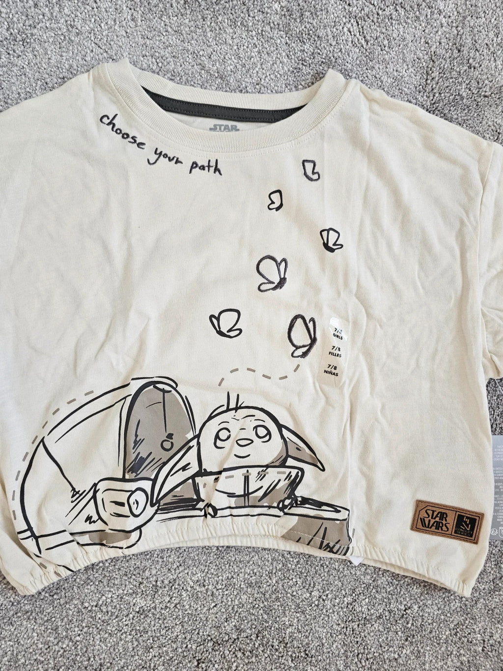 Disney kids girls 7/8y Star Wars cream/black short sleeve T-shirt Grogu baby Yoda cotton cropped