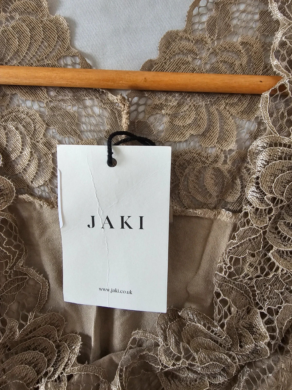 Jaki London thea layering vest top women sleeveless viscose lace V-neck camel/brown S/M
