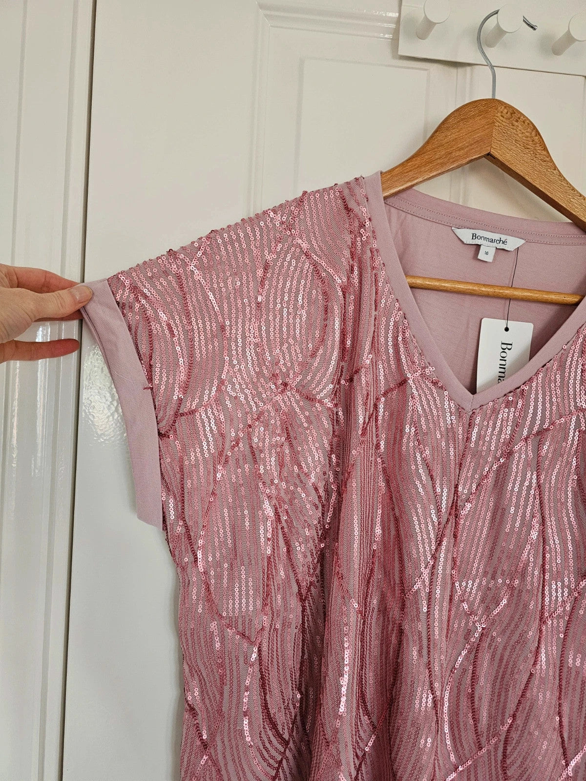 Bonmarche sequin front T-shirt short sleeve V-neck top elegant smart casual pink 2XL/16