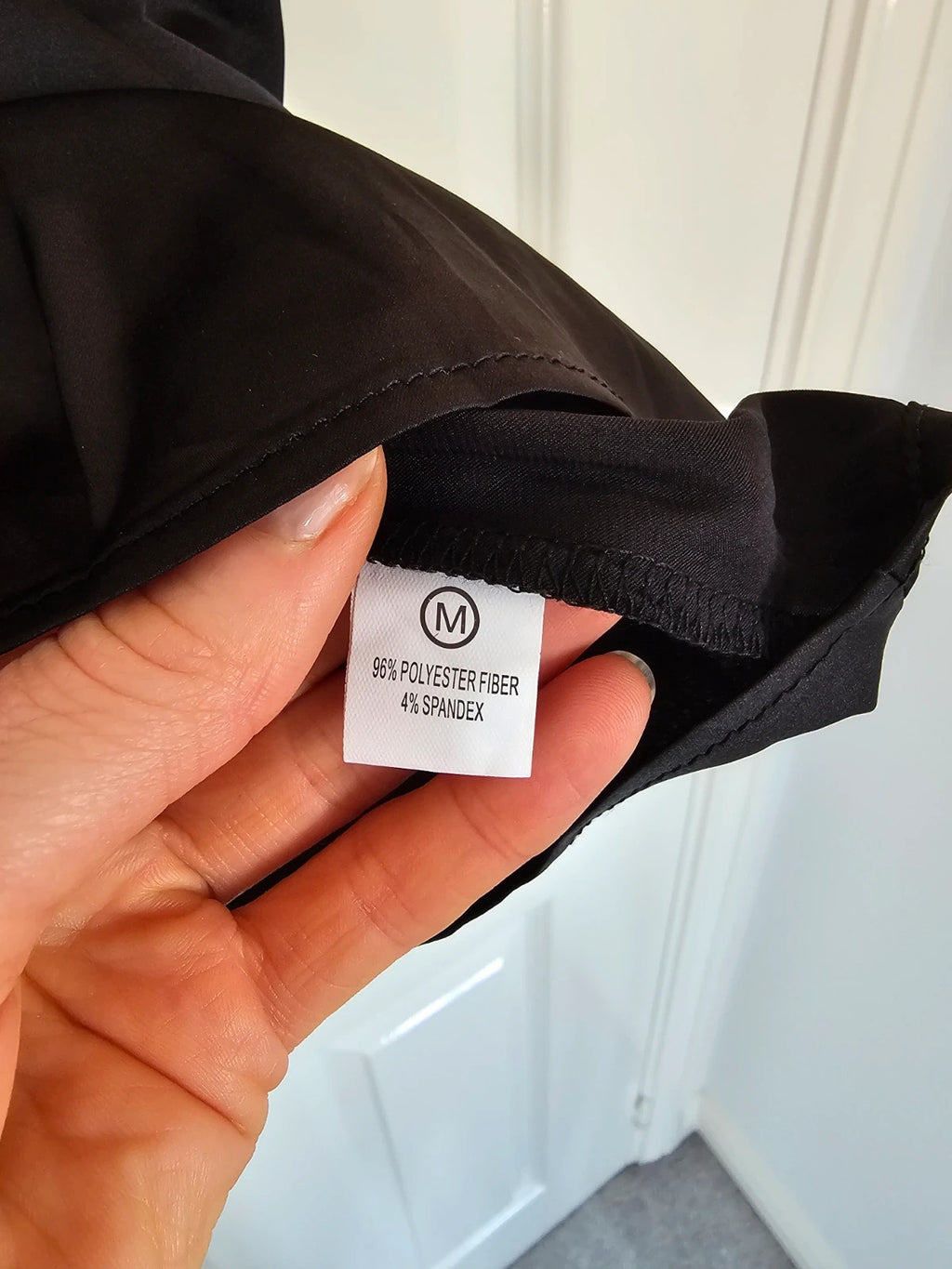 Generic women black classic cami top sleeveless satin round neck basic M/10