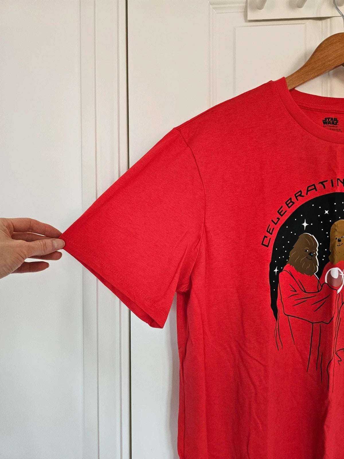 Disney Star Wars red short sleeve T-shirt Wookiee Life Day cotton rich casual tee unisex M