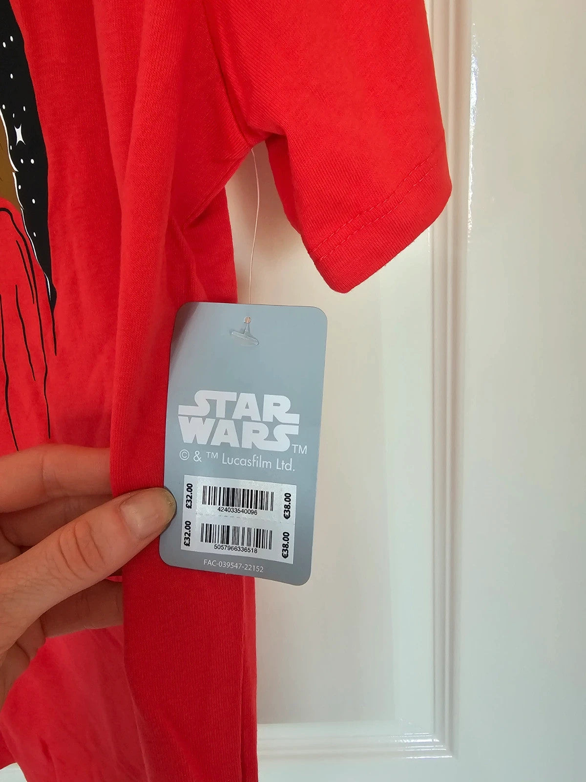 Disney Star Wars red short sleeve T-shirt Wookiee Life Day cotton rich casual tee unisex M