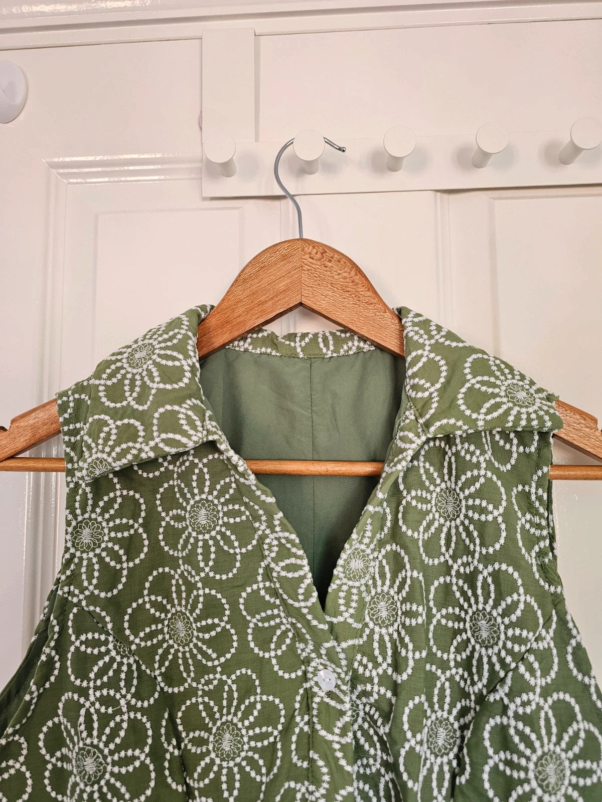 Shein Maija women embroidered floral mini dress sleeveless V-neck boho summer green/white L/12