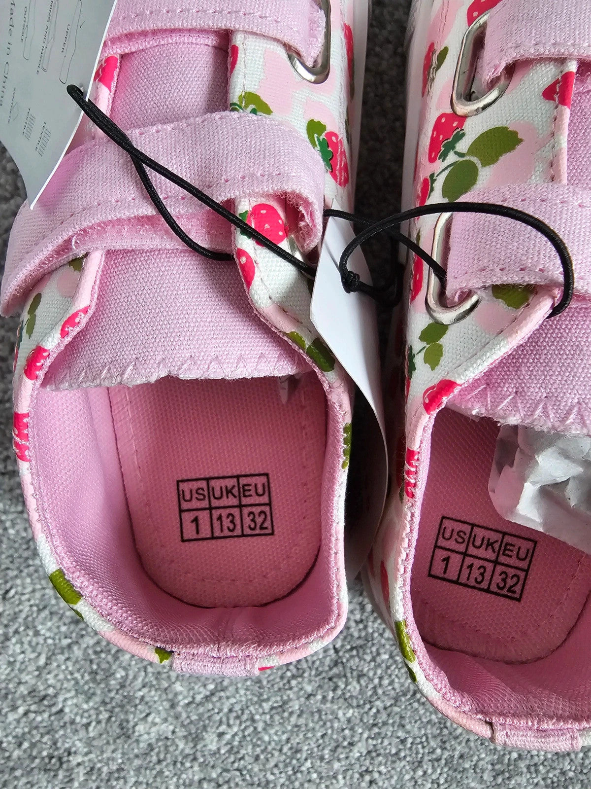 Generic girls light up hook & loop trainers pink strawberry design shoes walking running UK13/EU32