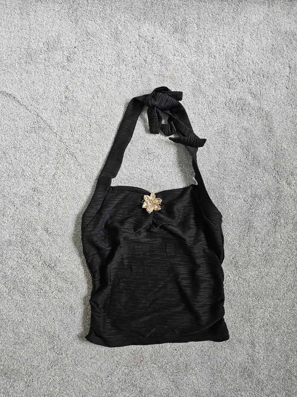 Shein teen girls 15y black halterneck top floral metal detail open back sleeveless cami top