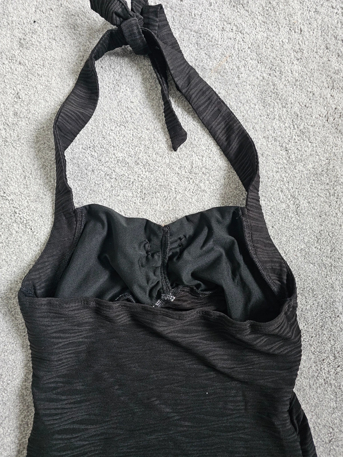 Shein teen girls 15y black halterneck top floral metal detail open back sleeveless cami top