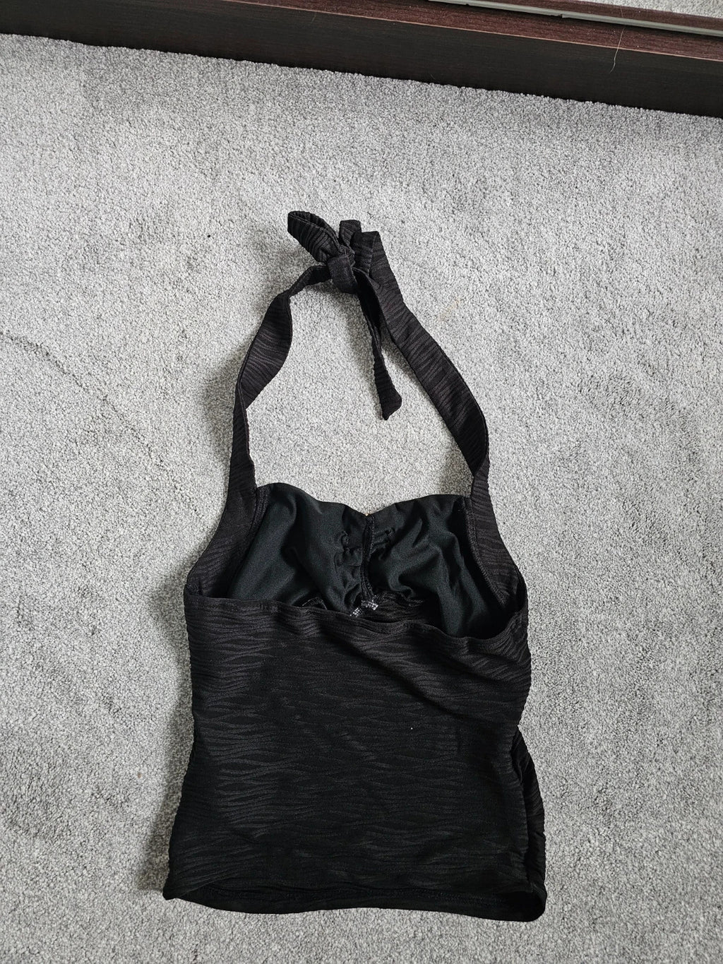 Shein teen girls 15y black halterneck top floral metal detail open back sleeveless cami top