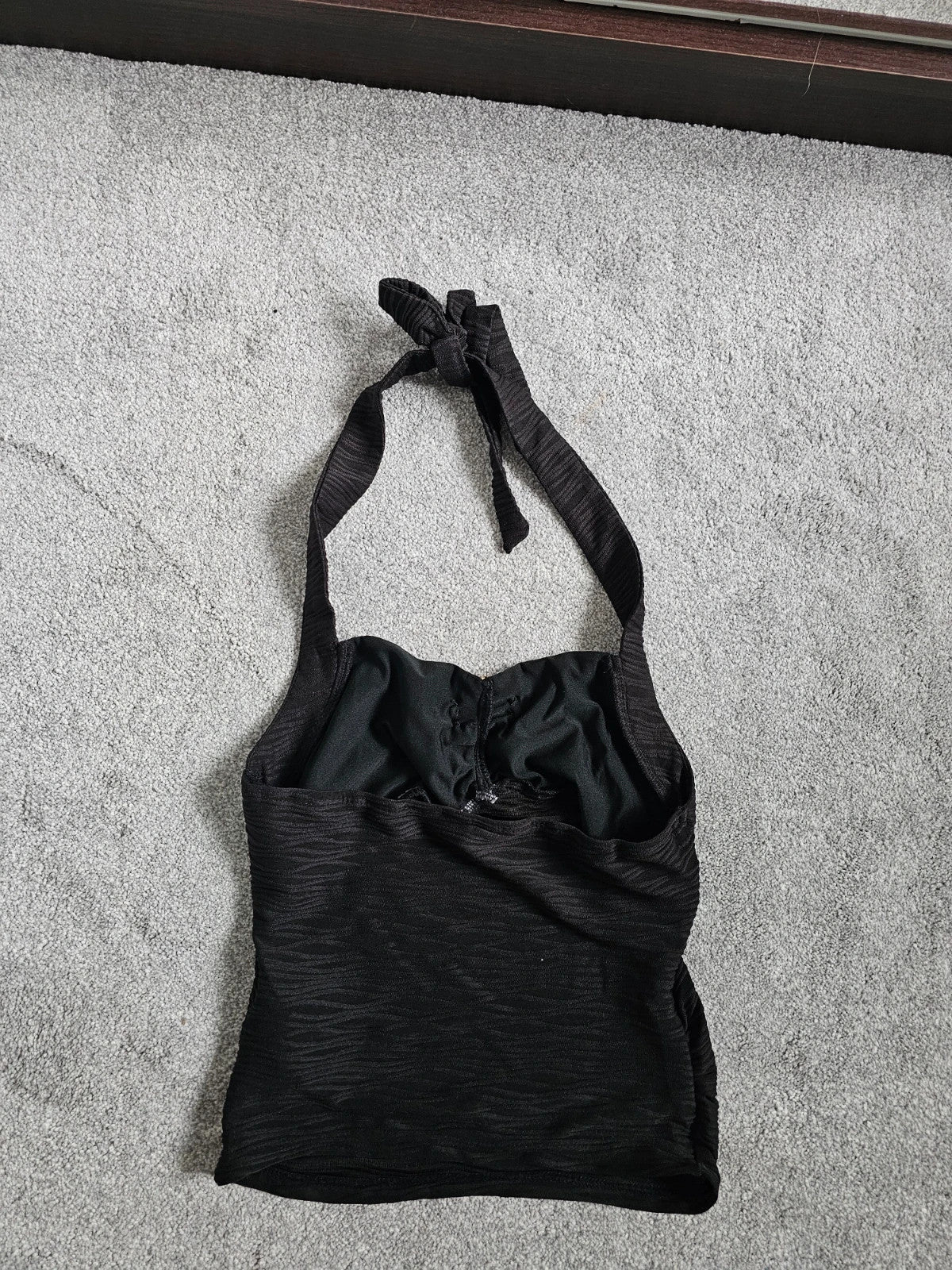 Shein teen girls 15y black halterneck top floral metal detail open back sleeveless cami top