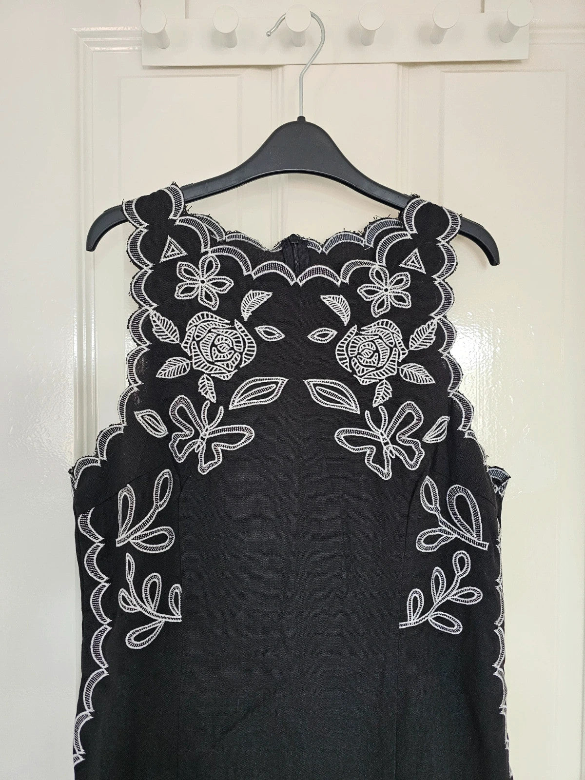 Shein rose butterfly sleeveless mini dress women linien blend embroidered casual black/white M/10